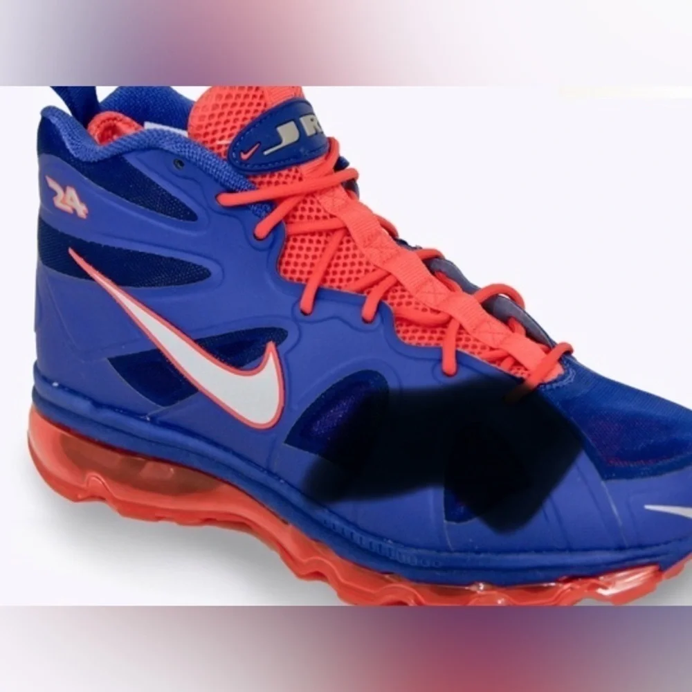 Nike Air Max Ken Griffey Fury Jackie Robinson.  Sz 7Y